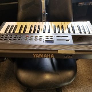 ヤマハ(ヤマハ)のYAMAHA シンプル キーボード KBー18(キーボード/シンセサイザー)