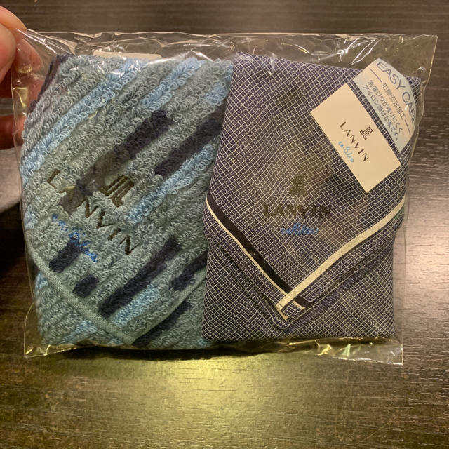 LANVIN(ランバン)のハンカチ　2枚セット メンズのファッション小物(ハンカチ/ポケットチーフ)の商品写真