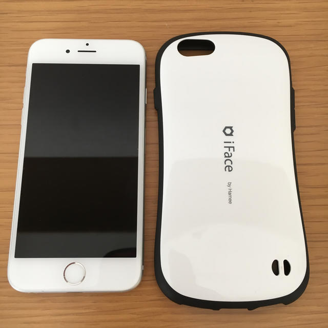 iPhone6 アイフォン 本体＋ iFace ケース付き