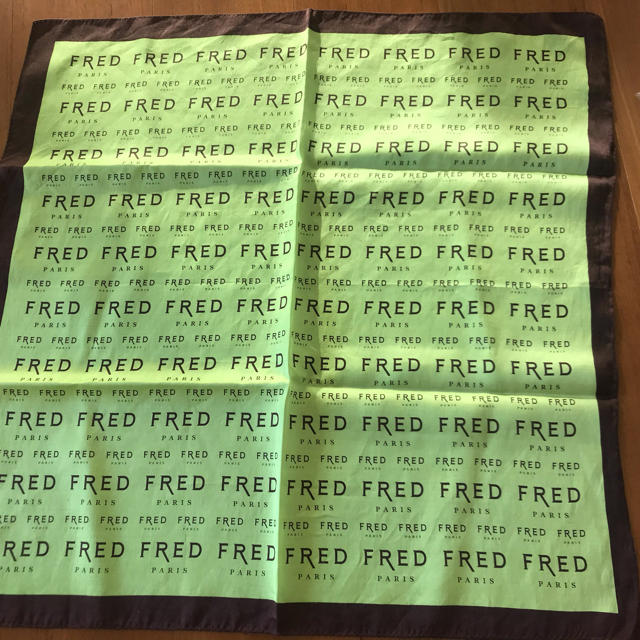 FRED(フレッド)の週末お値下げ！FRED シルクスカーフ レディースのファッション小物(バンダナ/スカーフ)の商品写真