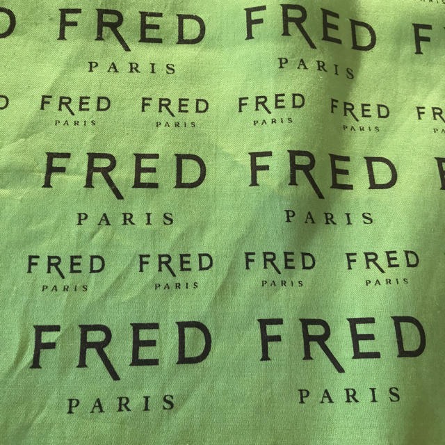 FRED(フレッド)の週末お値下げ！FRED シルクスカーフ レディースのファッション小物(バンダナ/スカーフ)の商品写真