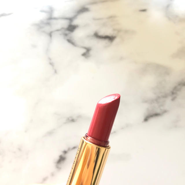 Estee Lauder(エスティローダー)のエスティ ローダー ピュアカラーエンヴィ 213 コスメ/美容のベースメイク/化粧品(口紅)の商品写真