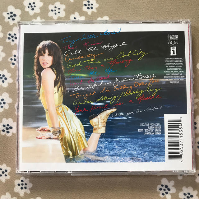 Carly Rae Jepsen KISS エンタメ/ホビーのCD(ポップス/ロック(洋楽))の商品写真