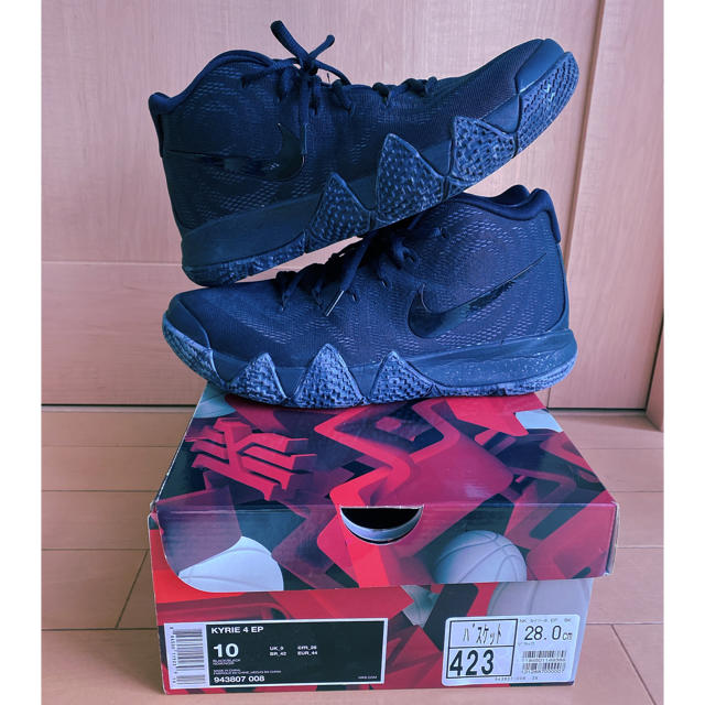 NIKE KYRIE 4 EP Triple Black トリプルブラック