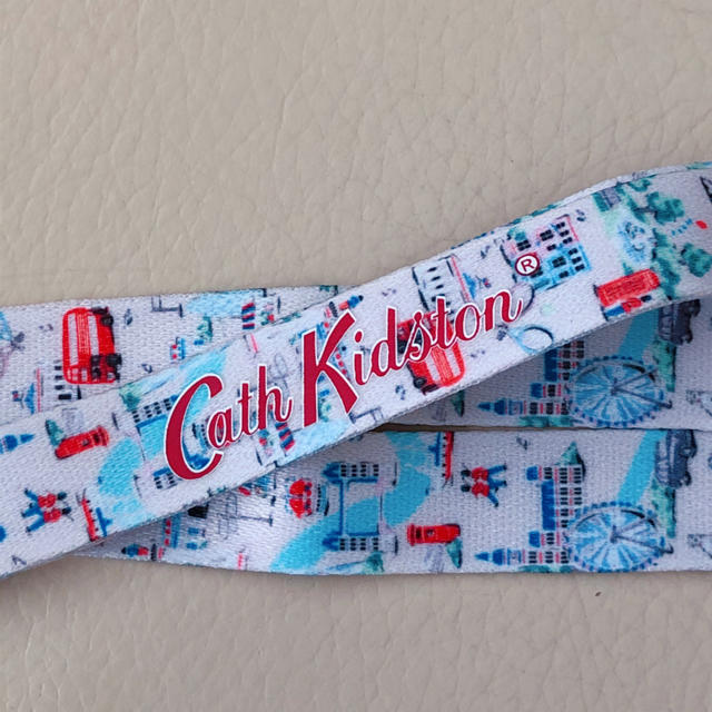 Cath Kidston(キャスキッドソン)の【キャスキッドソン】ストラップ（ランヤード スモールロンドンマップ） レディースのファッション小物(その他)の商品写真