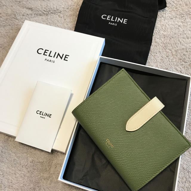 celine - セリーヌ ミディアム ストラップ ウォレット ベージュ