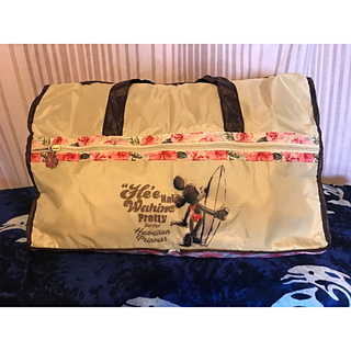 ディズニー(Disney)の値下げ❣️非売品　ハワイアンプリンセス　ミニー　折り畳み旅行バッグ(アクセサリー)