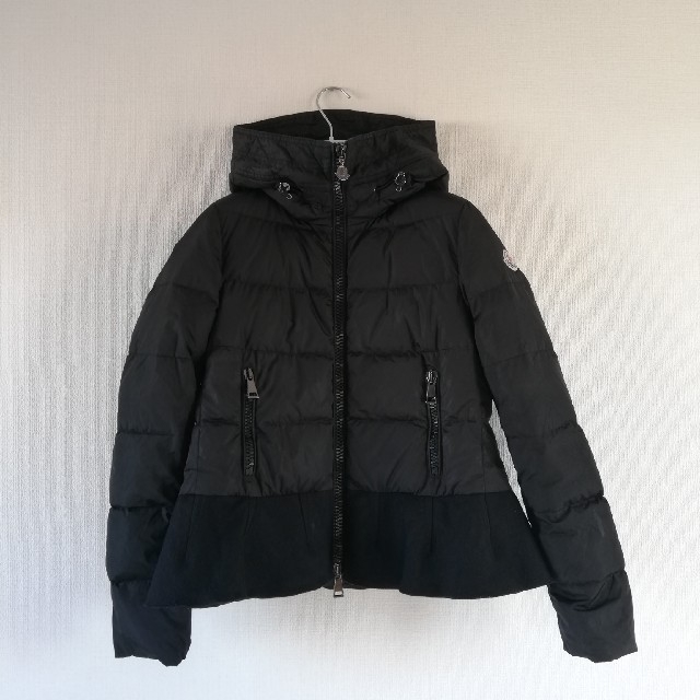 moncler NESEA ダウンジャケット