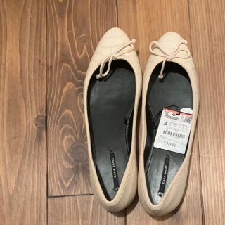 ザラ(ZARA)のzara バレーシューズ 型押し 春夏(バレエシューズ)