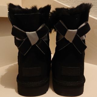 アグ(UGG)のUGG ブーツ ブラック リボン(ブーツ)