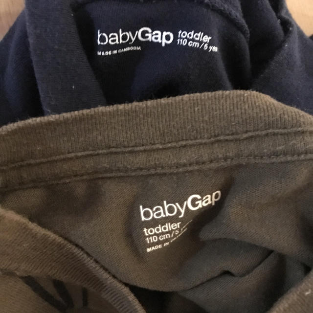 babyGAP(ベビーギャップ)のキッズ　長袖シャツ2枚セット　110 キッズ/ベビー/マタニティのキッズ服男の子用(90cm~)(Tシャツ/カットソー)の商品写真