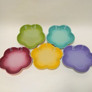 ルクルーゼ(LE CREUSET)のル・クルーゼ スモールフラワープレート 5枚セット(食器)