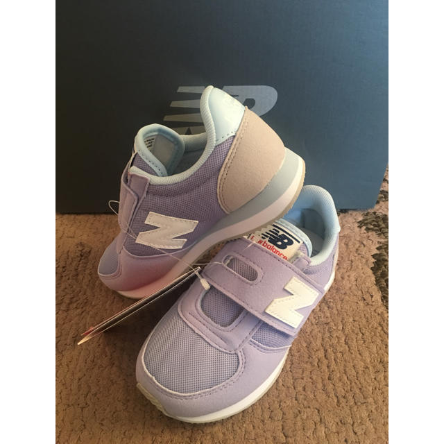 New Balance(ニューバランス)のニューバランス  キッズ/ベビー/マタニティのキッズ靴/シューズ(15cm~)(スニーカー)の商品写真