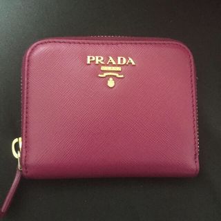 プラダ(PRADA)のラストお値下げ♡PRADAプラダ　ミニ財布　小銭入れ　折り財布(財布)