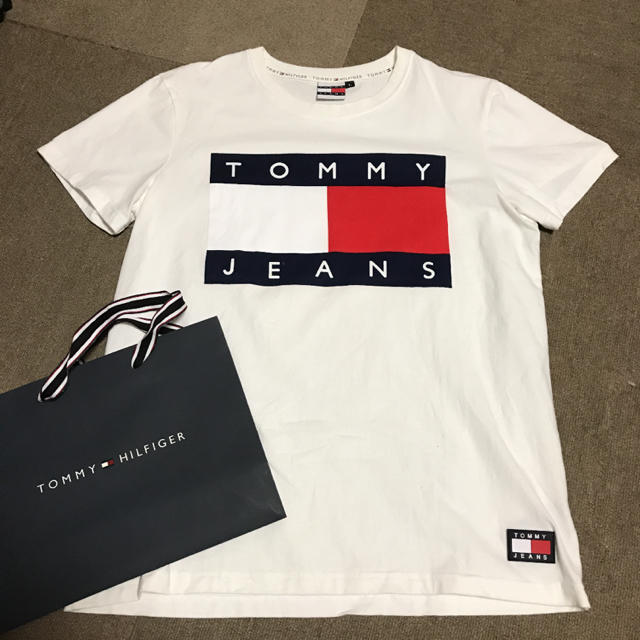 TOMMY HILFIGER(トミーヒルフィガー)のTommy  Tシャツ メンズのトップス(Tシャツ/カットソー(半袖/袖なし))の商品写真