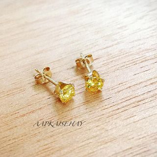 イエローCZダイヤ✨一粒ピアス♡(ピアス)