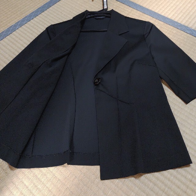 ZAZIE(ザジ)の黒スーツ 半袖 レディースのフォーマル/ドレス(スーツ)の商品写真