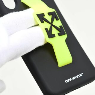 オフホワイト(OFF-WHITE)のOFF-WHITE オフホワイトIPHONE XS ケース(iPhoneケース)