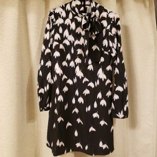 ヴァレンティノ(VALENTINO)のスノードロップ柄 ワンピース(ひざ丈ワンピース)