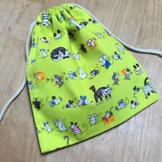 ねずみ、時々ねこ・巾着袋 小サイズ♪コップ入れ＊ハンドメイド(ポーチ)