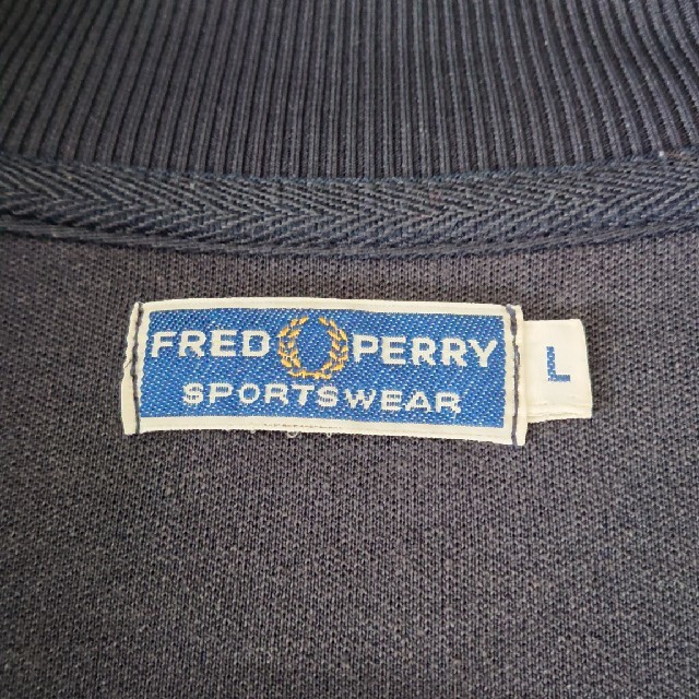 FRED PERRY(フレッドペリー)のFRED PERRY トラックジャケット メンズのトップス(ジャージ)の商品写真