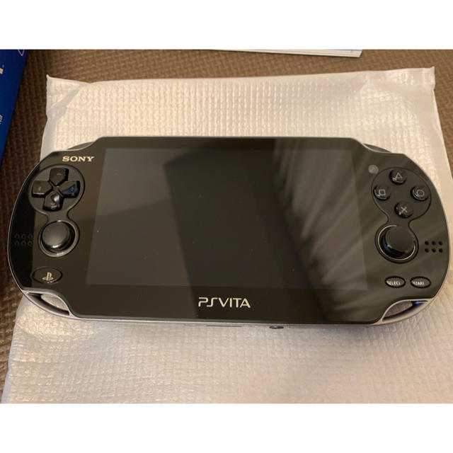 PSvita 未使用品　本体 2