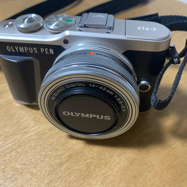 OLYMPUS(オリンパス)のOLYMPUS PEN E-PL9 スマホ/家電/カメラのカメラ(ミラーレス一眼)の商品写真