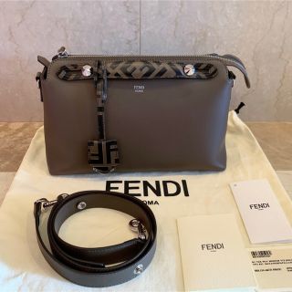 フェンディ(FENDI)のume様専用 フェンディ FENDI バイザウェイ ブラウン ズッカ柄(ショルダーバッグ)