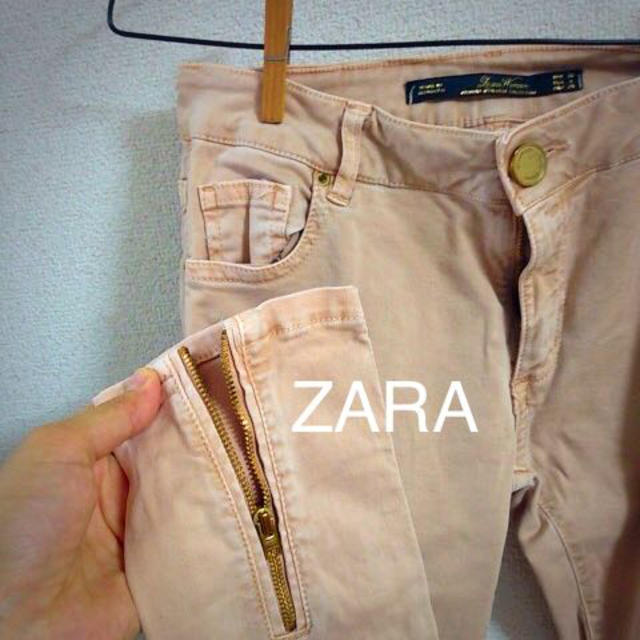 ZARA(ザラ)のZARA ピンクスキニー レディースのパンツ(スキニーパンツ)の商品写真
