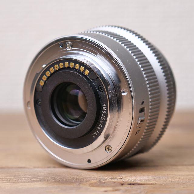 Panasonic(パナソニック)のなかじさん専用★LEICA DG SUMMILUX 15mm F1.7 シルバー スマホ/家電/カメラのカメラ(レンズ(単焦点))の商品写真