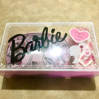 バービー(Barbie)の✴︎新品・未使用✴︎ バービー　コスメポーチ&ミニタオルハンカチ(ポーチ)