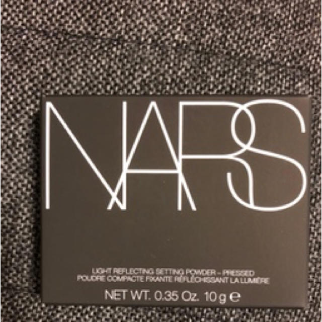 NARS ライトリフレクティング セッティングパウダー