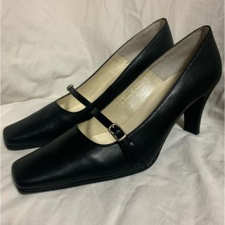 パンプス　黒　24.5  ワンストラップ　美品です！(ハイヒール/パンプス)