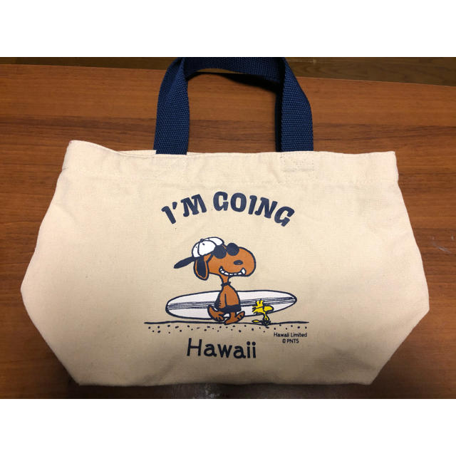 ハワイ限定　スヌーピー　トートバック レディースのバッグ(トートバッグ)の商品写真