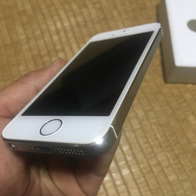 iphone 5s 32GB au simロック不可 1