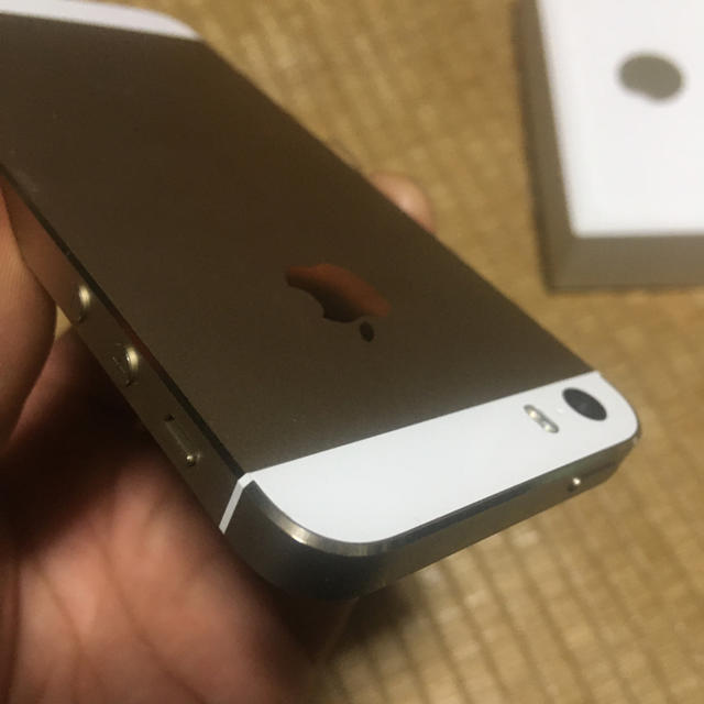 iphone 5s 32GB au simロック不可 2