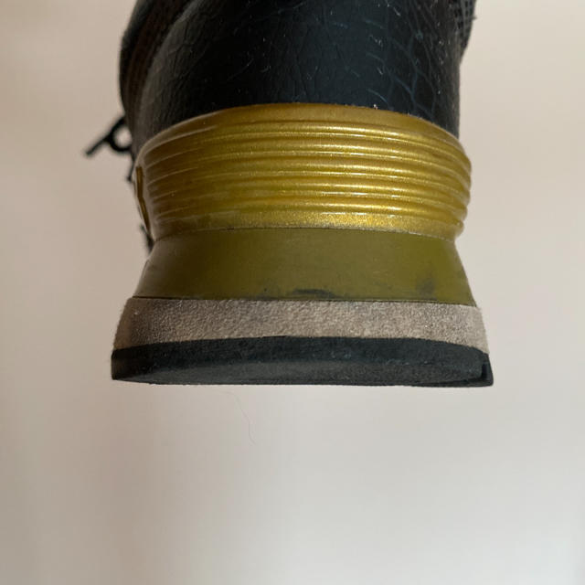 New Balance(ニューバランス)のニューバランス574 リミテッドエディション 「龍」BLACK/GOLD 26㌢ メンズの靴/シューズ(スニーカー)の商品写真