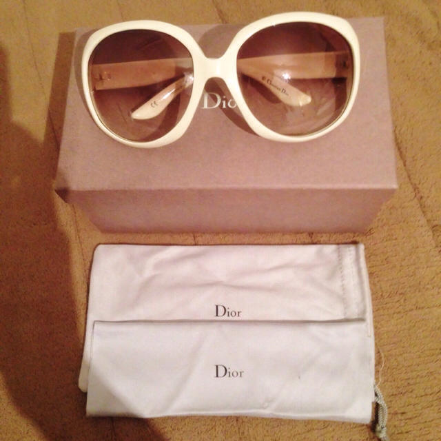 Christian Dior(クリスチャンディオール)の★大特価★ディオール グロッシー レディースのファッション小物(サングラス/メガネ)の商品写真