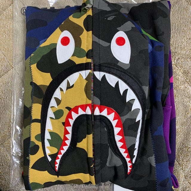 メンズMIX CAMO CRAZY SHARK FULL ZIP HOODIE