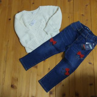 ベビーギャップ(babyGAP)の新品　ベビーギャップ　ニットトップス&ミニーちゃんデニム105(ニット)