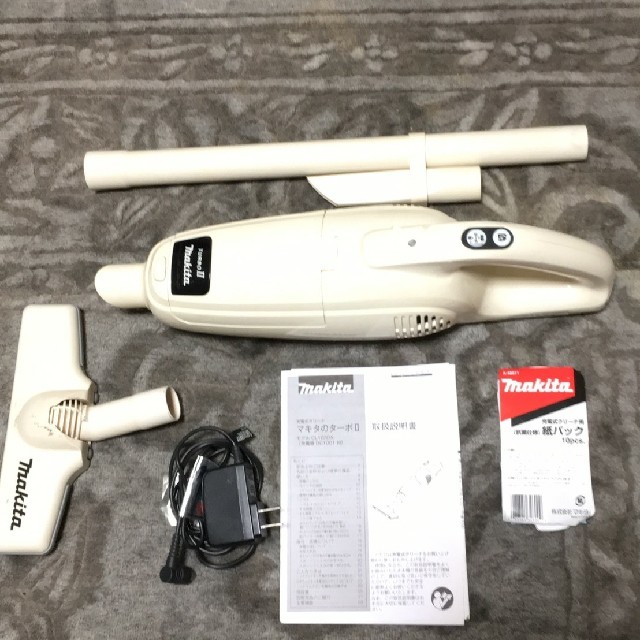 マキタ充電式クリーナー　CL103DX（送料込）