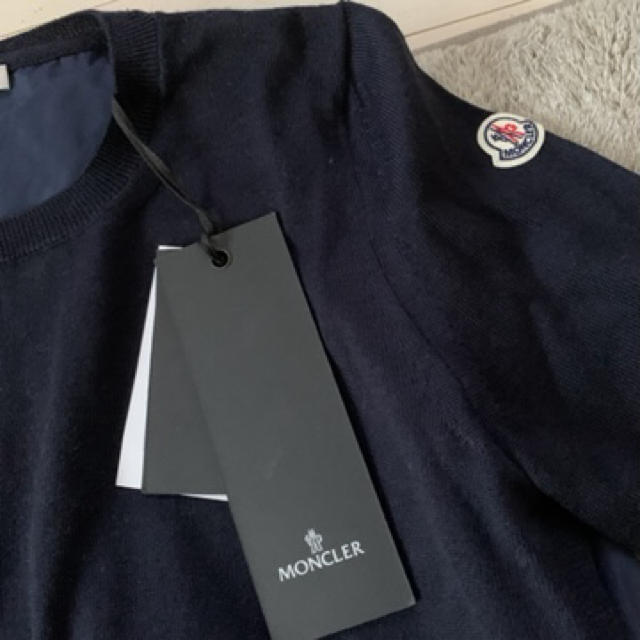 MONCLER(モンクレール)の【新品タグ付き】モンクレール ニット レディースのトップス(ニット/セーター)の商品写真