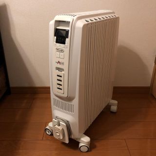 デロンギ(DeLonghi)のデロンギ  オイルヒーター　TDD0915W (オイルヒーター)