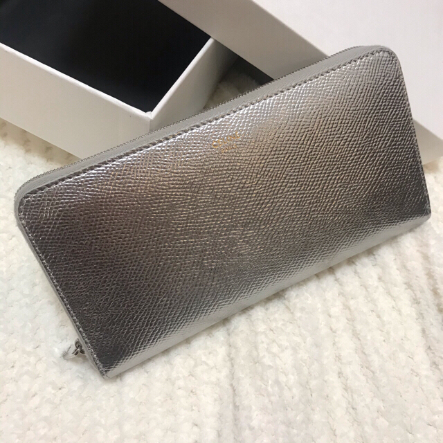 CELINE♡ラージジップドウォレット財布