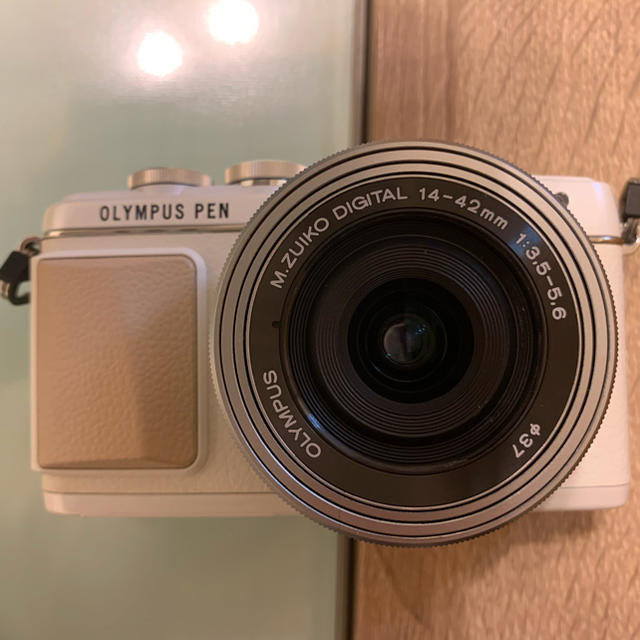 【美品】OLYMPUS PEN Lite E-PL7 ホワイト 1