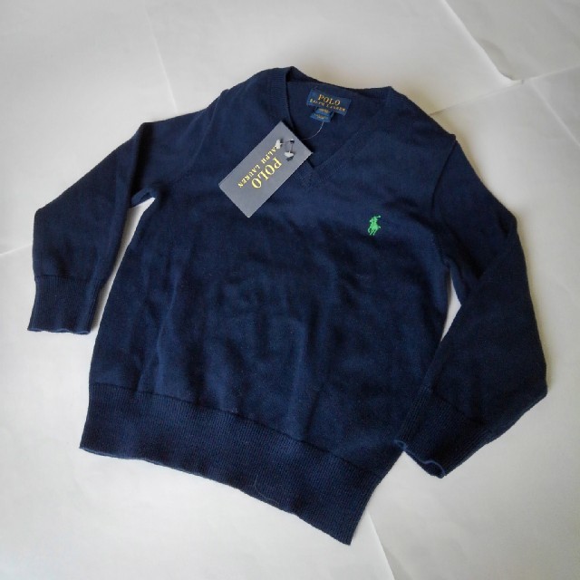 Ralph Lauren(ラルフローレン)のrruummiiel様専用、ラルフローレンVネックセーター110⭐新品⭐ キッズ/ベビー/マタニティのキッズ服男の子用(90cm~)(ニット)の商品写真