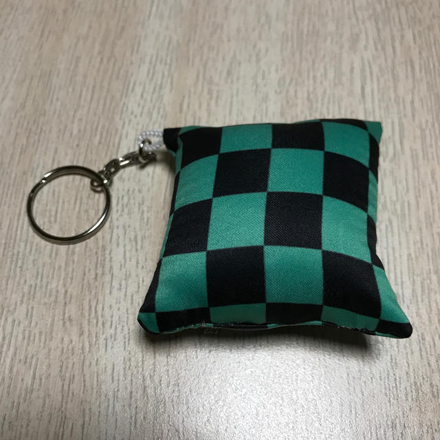 集英社 鬼滅の刃 クッション型キーホルダー 炭治郎 ストラップの通販 By Ayumin S Shop シュウエイシャならラクマ 集英社 鬼滅の刃 クッション型キーホルダー 炭治郎 ストラップの通販 By Ayumin S Shop シュウエイシャならラクマ