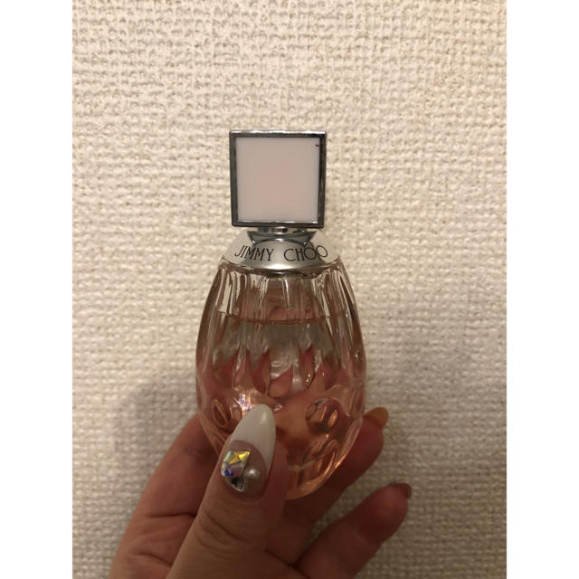 JIMMY CHOO(ジミーチュウ)のジミーチュウ  ロー オードトワレ 40ml コスメ/美容の香水(ユニセックス)の商品写真