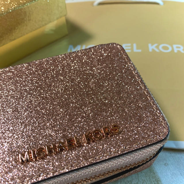 Michael Kors(マイケルコース)の新品 マイケルコース ローズゴールド ピンク ピルケース ジュエリーボックス レディースのファッション小物(ポーチ)の商品写真