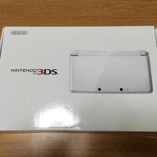 3DS ピュアホワイト エンタメ/ホビーのゲームソフト/ゲーム機本体(携帯用ゲーム機本体)の商品写真